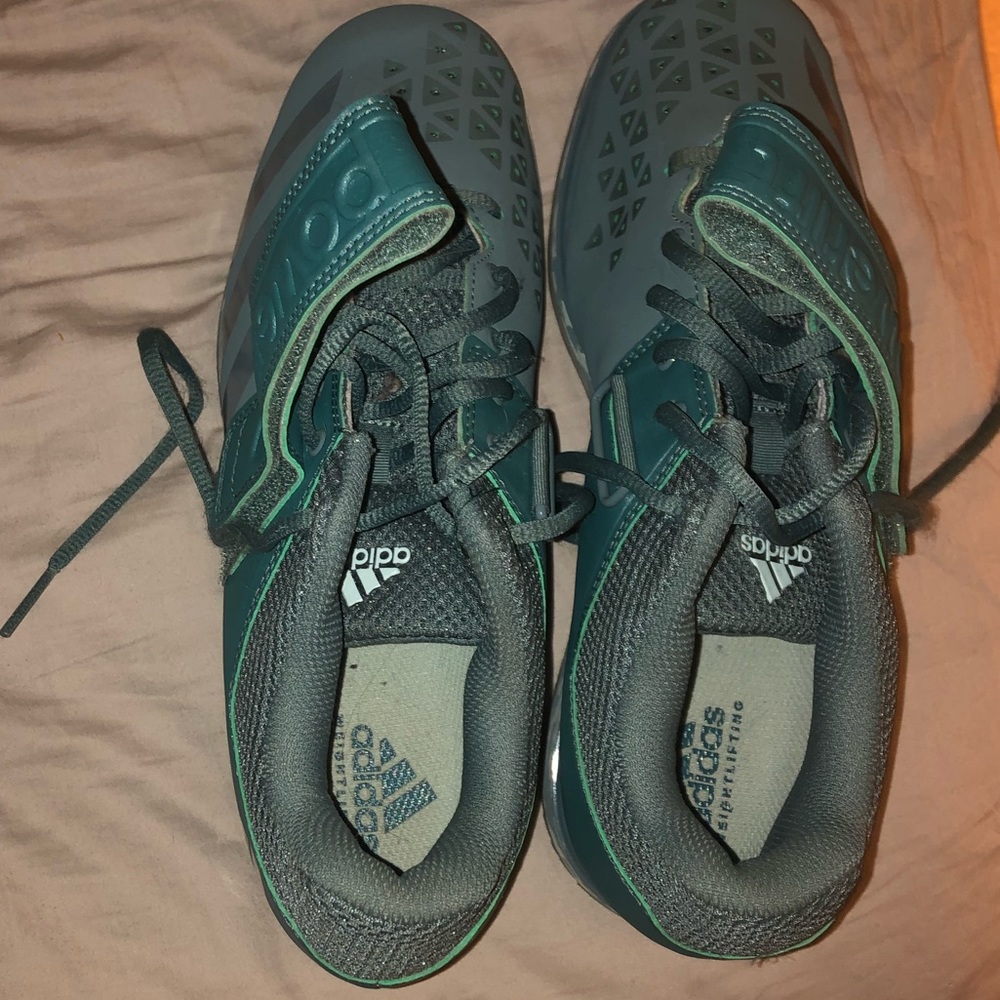 Men’s 9/Women’s 11 teal lifters